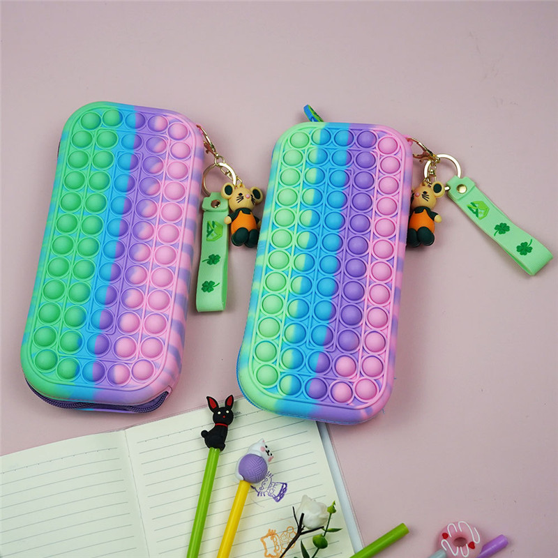 Fidget Toy Pencil Case Zipper Pouch School Supplies Silicone Cosmetic Bag Pen Holder Poping Its Push Bubble Decompression Toys Stationery Squishy Christmas Gift 
Fidget Toy Pencil Case Zipper Pouch School Supplies Silicone Cosmetic Bag Pen Holder Poping Its Push Bubble Decompression Toys Stationery Squishy Christmas Gift
