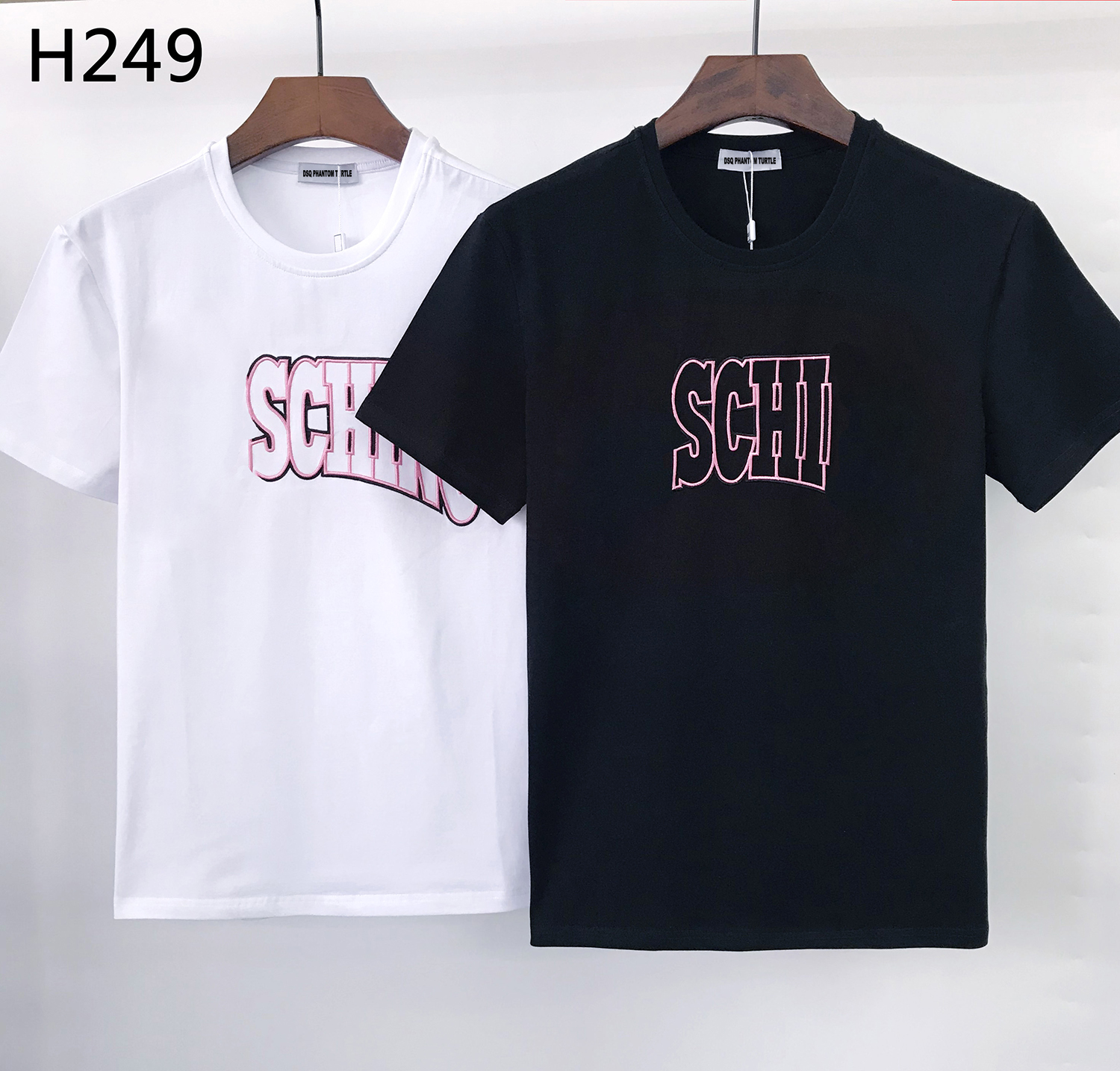 DSQ PHANTOM TURTLE 2021SS New Mens Designer T shirt Italian fashion Tshirts Summer DSQ T-shirt Male High Quality 100% Cotton Tops 61921, White;black
DSQ PHANTOM TURTLE 2021SS New Mens Designer T shirt Italian fashion Tshirts Summer DSQ T-shirt Male High Quality 100% Cotton Tops 61921, White;black
