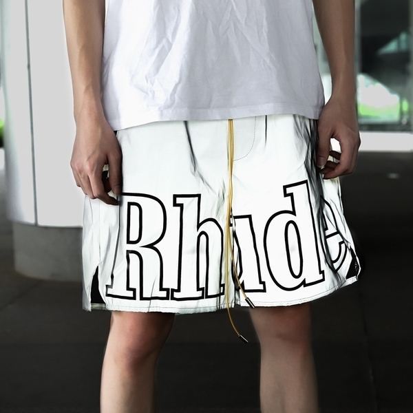 2021 Tide brand RHUDE drawstring reflective stitching pocket sports shorts men' casual mesh Capris
2021 Tide brand RHUDE drawstring reflective stitching pocket sports shorts men' casual mesh Capris