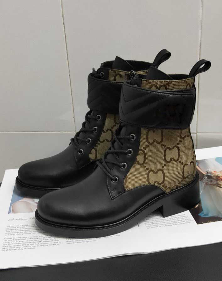 2021 Designer Women Ankle Boot Double G Boots Womens Shoes Brand Leather Quilted Lace-up Zipper Putting On taking Off Winter Shoe Size35-42, Box
2021 Designer Women Ankle Boot Double G Boots Womens Shoes Brand Leather Quilted Lace-up Zipper Putting On taking Off Winter Shoe Size35-42, Box