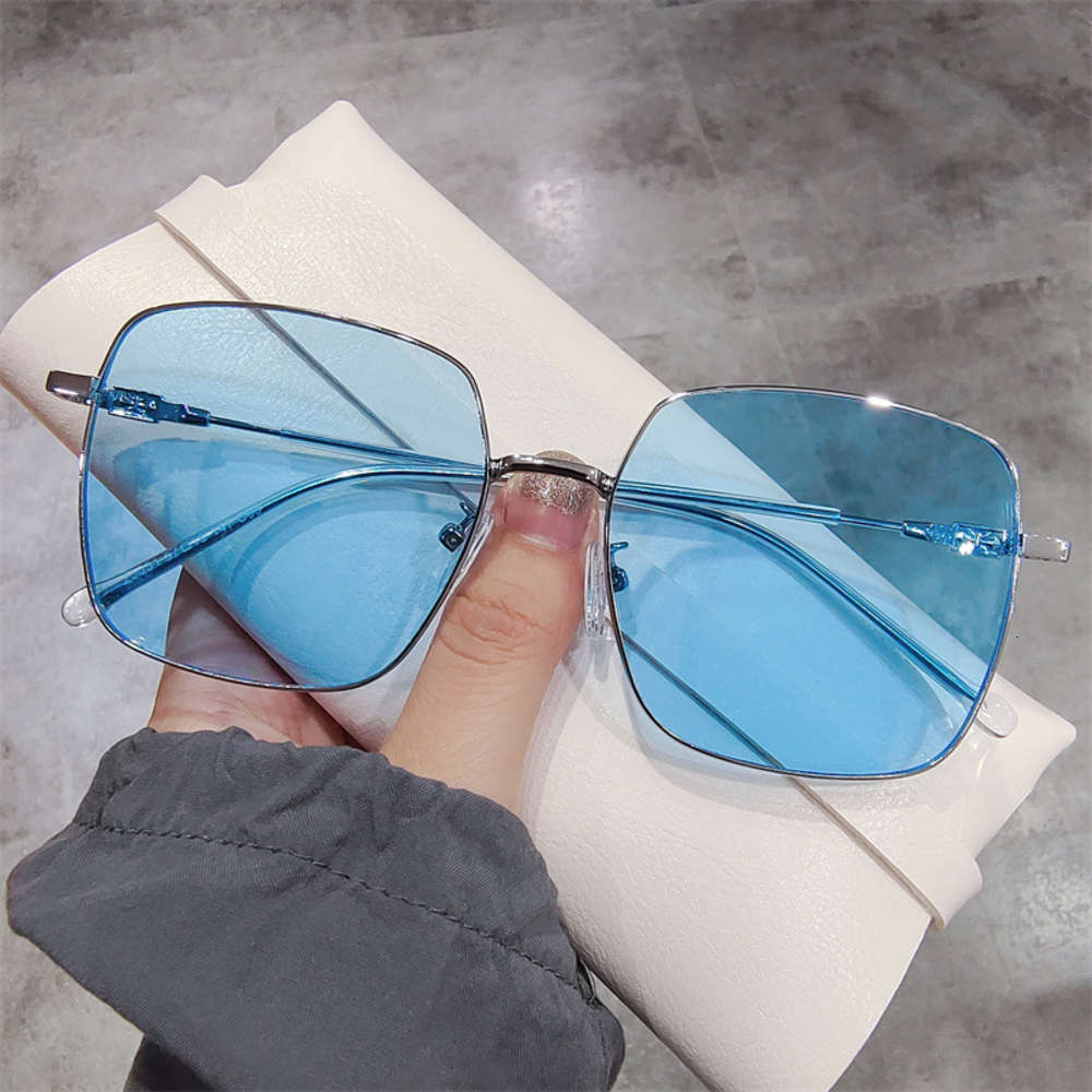 New style big frame sunglasses for men and women outdoor leisure personality fashion YPKD
New style big frame sunglasses for men and women outdoor leisure personality fashion YPKD