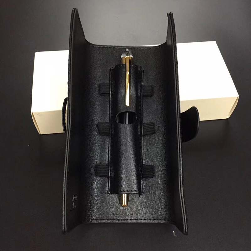2021 fountain signature leather pen case suitable for all pens models korean stationery pencil cases bag
2021 fountain signature leather pen case suitable for all pens models korean stationery pencil cases bag