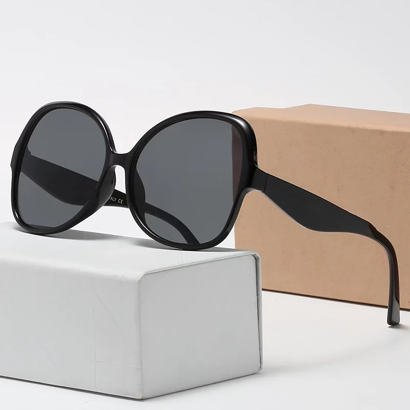 Oversized Sunglasses For Women Uv Protection Vintage Ladies Sun Glasses Gafas De Sol High Quality With Box And Packaging
Oversized Sunglasses For Women Uv Protection Vintage Ladies Sun Glasses Gafas De Sol High Quality With Box And Packaging