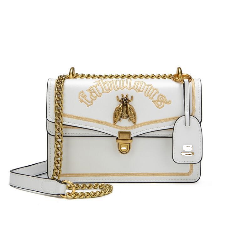 Fashion Selling Soild Color 2021 Slip Span Shoulder Bag Trend Wholesale Bigs Size Small SizeBee Embroidered Underarm
Fashion Selling Soild Color 2021 Slip Span Shoulder Bag Trend Wholesale Bigs Size Small SizeBee Embroidered Underarm