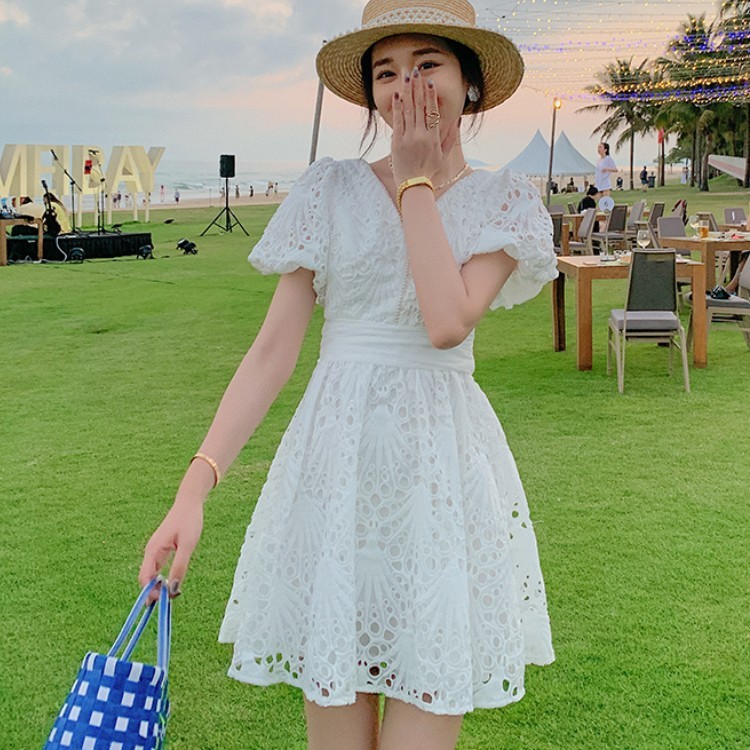 White Embroidery Hollow Out Lace A-Line Dress Women V-Neck Puff Sleeve Single-Breasted High Waist Slim Beach Mini 210519