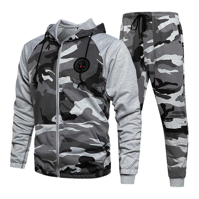 Camo Men Tracksuit Hooded Sweatshirt+2 Pieces Sports Wear Gym Clothing Jacket Casual Camouflage Joggers Set Autumn Winter 210603