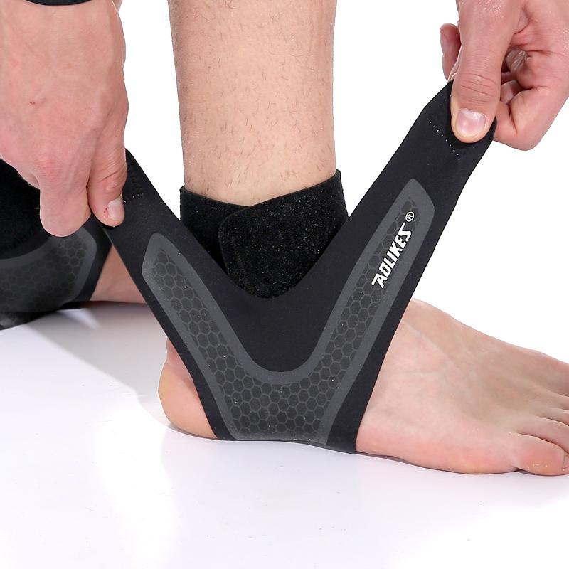 Ankle Support Compression Protectors Anti Sprain Sport Basketball Gym Fitness Brace Supports Straps Bandage Wrap Foot Safety, Left
Ankle Support Compression Protectors Anti Sprain Sport Basketball Gym Fitness Brace Supports Straps Bandage Wrap Foot Safety, Left