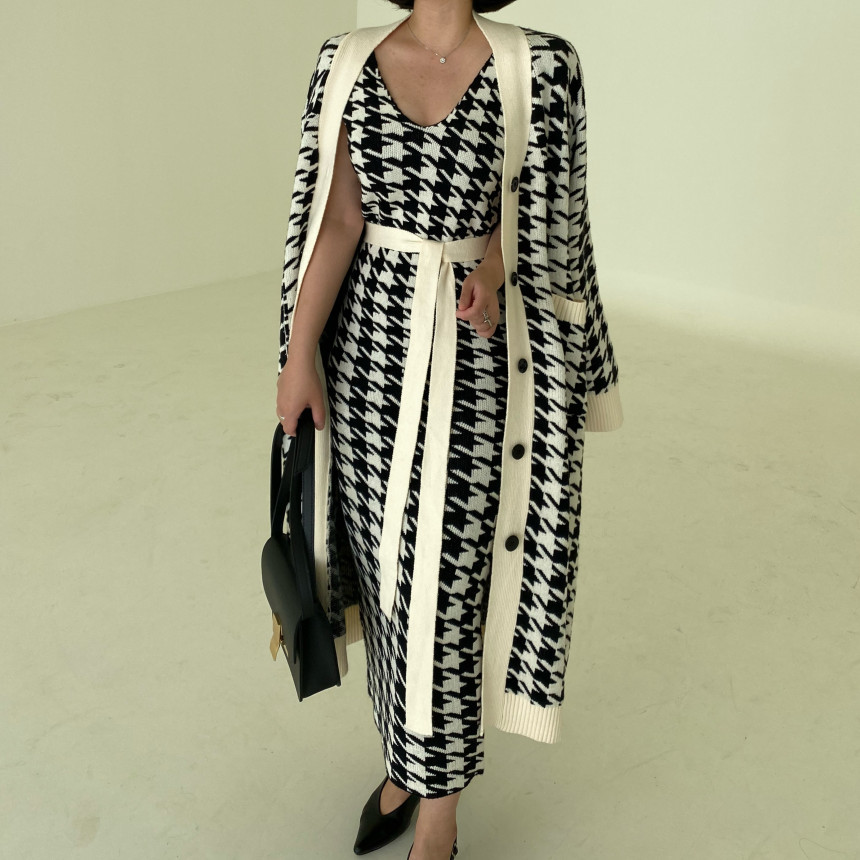 Autumn Winter Two Piece Set Women Chic Houndstooth Knitted Cardigans V-Veck Single-breasted Long Coat + Lace-up Vest Dresses 210519