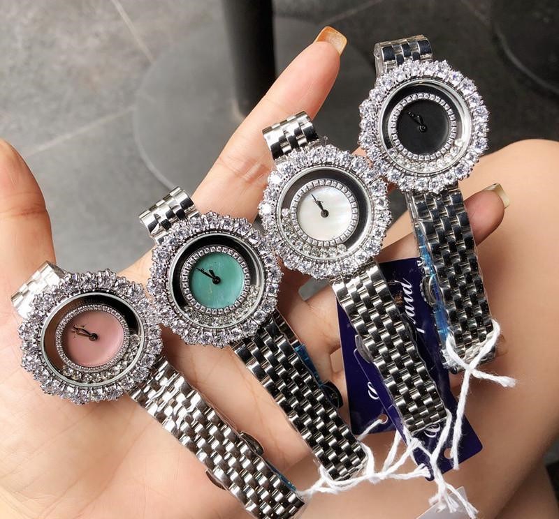 Famous jewelry Stainless Steel Wrist Watch 32mm Round Quartz Watch Fashion Rhinestone Crystal Clock Watches Female jewelry, Multi-color
Famous jewelry Stainless Steel Wrist Watch 32mm Round Quartz Watch Fashion Rhinestone Crystal Clock Watches Female jewelry, Multi-color