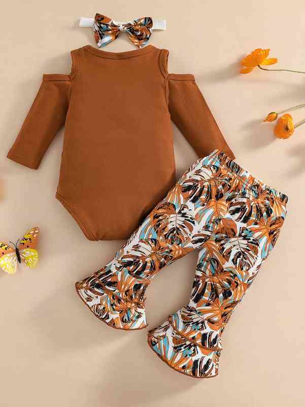 Baby Slogan Graphic Cold Shoulder Bodysuit & Tropical Print Flare Leg Pants With Headband SHE