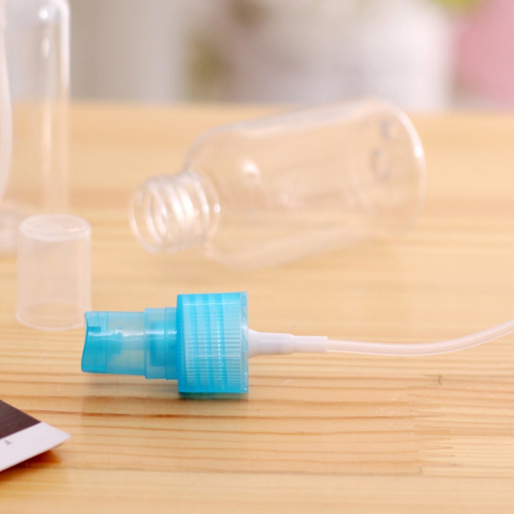 30/50/100Ml Make Small Gieter Spray bottle Cosmetic bottle Hydrating Plastic bottle Household animals Transparent portable