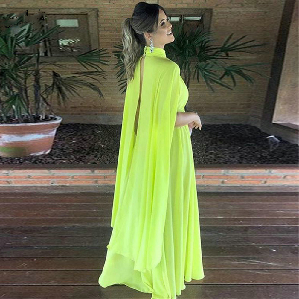 

Light Green Halter Chiffon A-Line Dubai Saudi Arabic Prom Dresses With Cape Pleat Sleeveless Formal Party Evening Gowns, Hunter green