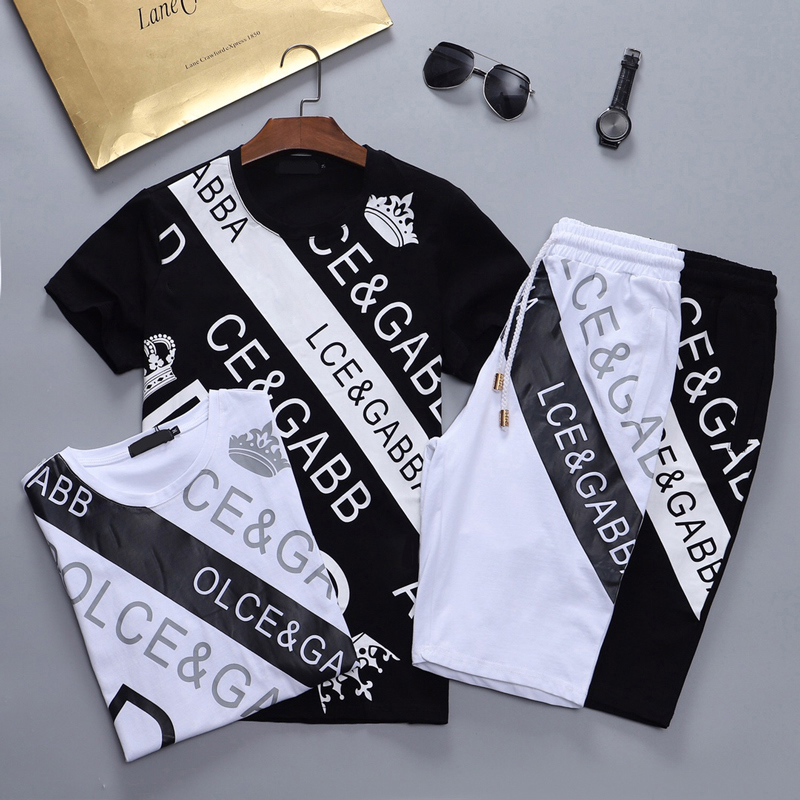 21SS Mens Designers Tracksuit Letters Embroidery Summer Fashion Sportswear Short Sleeves Pullover Jogger Pants Suits O-Neck Sportsuit Asian, Gray
21SS Mens Designers Tracksuit Letters Embroidery Summer Fashion Sportswear Short Sleeves Pullover Jogger Pants Suits O-Neck Sportsuit Asian, Gray