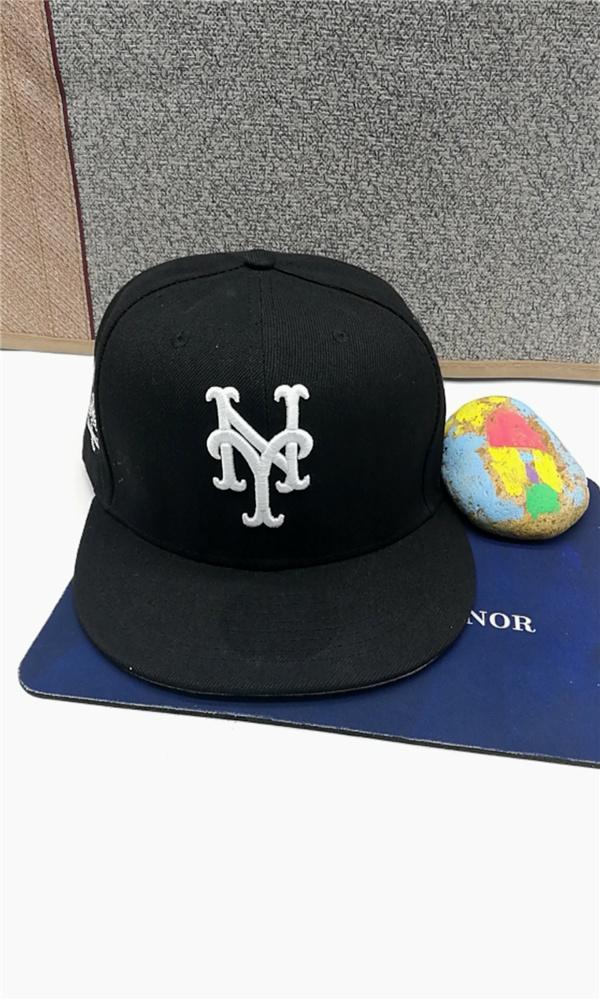 2021 Men's Hats Man Cool Baseball Caps Adult Flat Peak Hip Hop Toronto Fitted Cap Men Women Full Closed Gorra
2021 Men's Hats Man Cool Baseball Caps Adult Flat Peak Hip Hop Toronto Fitted Cap Men Women Full Closed Gorra