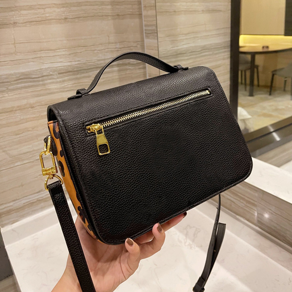 2021 classic brand designer shoulder bags top quality women luxury fashion leather Metis messenger bag size 25cm with box, Colour 8
2021 classic brand designer shoulder bags top quality women luxury fashion leather Metis messenger bag size 25cm with box, Colour 8