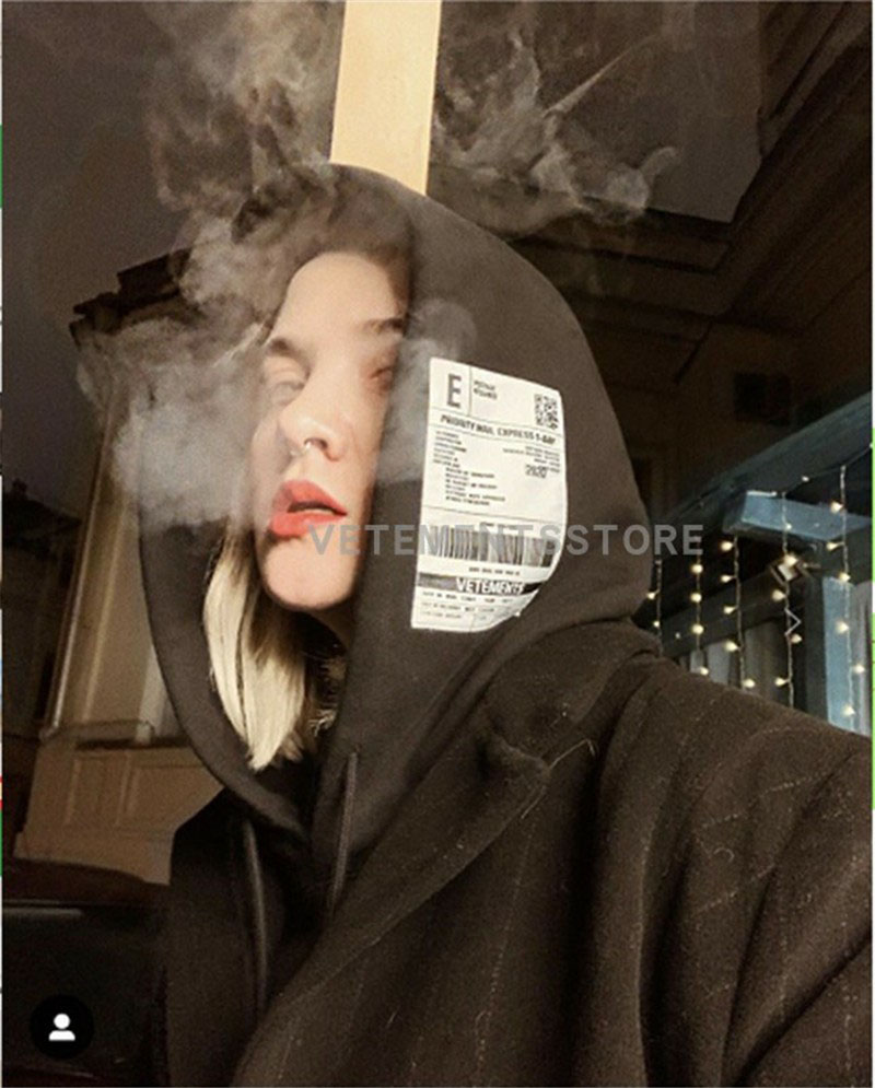 2021 High Street Loose Embroidered Vetements Hoodie Men Women 1:1 Best Quality VTM Pullover Hoody Big Tag Patch Vetements Sweatshirts
2021 High Street Loose Embroidered Vetements Hoodie Men Women 1:1 Best Quality VTM Pullover Hoody Big Tag Patch Vetements Sweatshirts