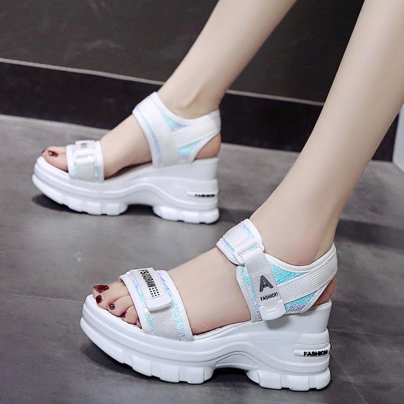Rimocy 2021 Summer Fashion Wedges Sandals Women Thick Bottom Glitter Casual Shoes Woman Black White Platform Beach Sandalias Dress
Rimocy 2021 Summer Fashion Wedges Sandals Women Thick Bottom Glitter Casual Shoes Woman Black White Platform Beach Sandalias Dress