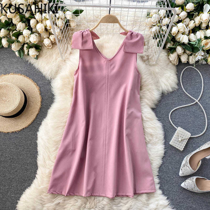 Elegant V-neck Bowknot Tank Dress Korean Sleeveless Causal A-line Women Dresses Slim Mini Vestidos Mujer 6G522 210603, Pink
Elegant V-neck Bowknot Tank Dress Korean Sleeveless Causal A-line Women Dresses Slim Mini Vestidos Mujer 6G522 210603, Pink
