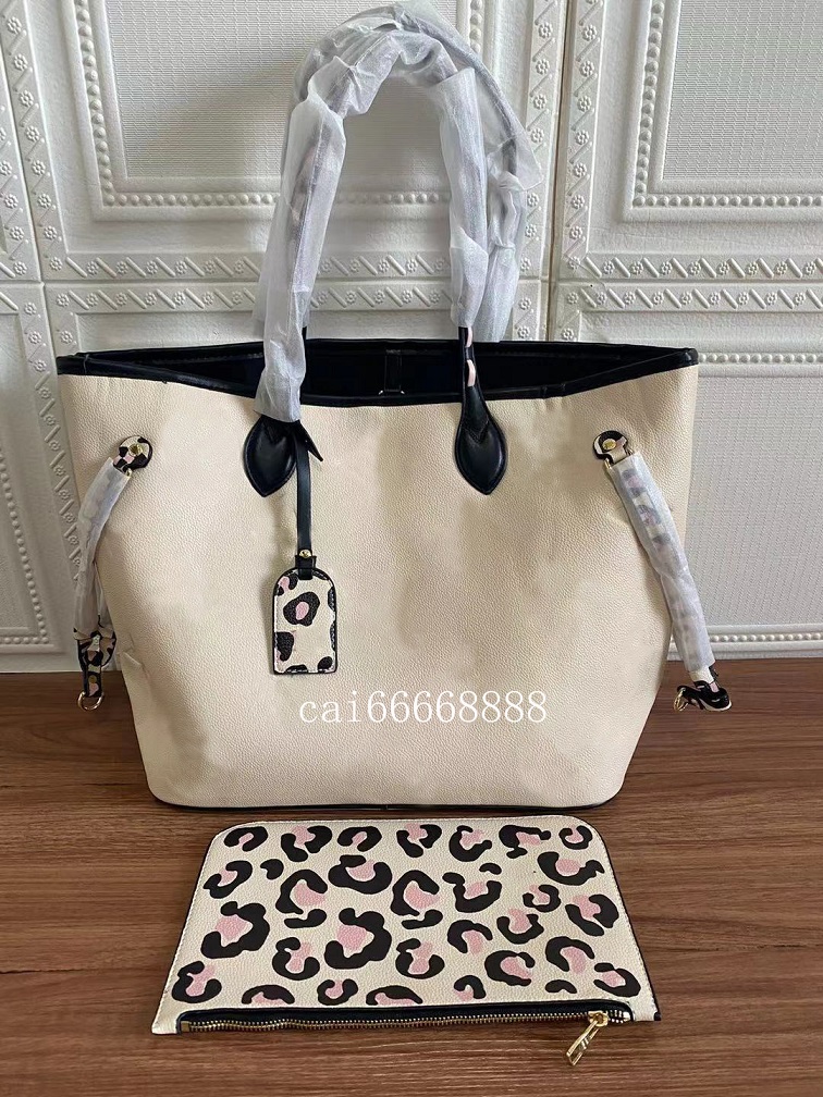 Classic high quality luxurys designers bag handbag Purse crafty onthego mono Large Capacity Simple shopping Flower Shoulder Bags Coin Purses Crossbodys M58526, Box
Classic high quality luxurys designers bag handbag Purse crafty onthego mono Large Capacity Simple shopping Flower Shoulder Bags Coin Purses Crossbodys M58526, Box