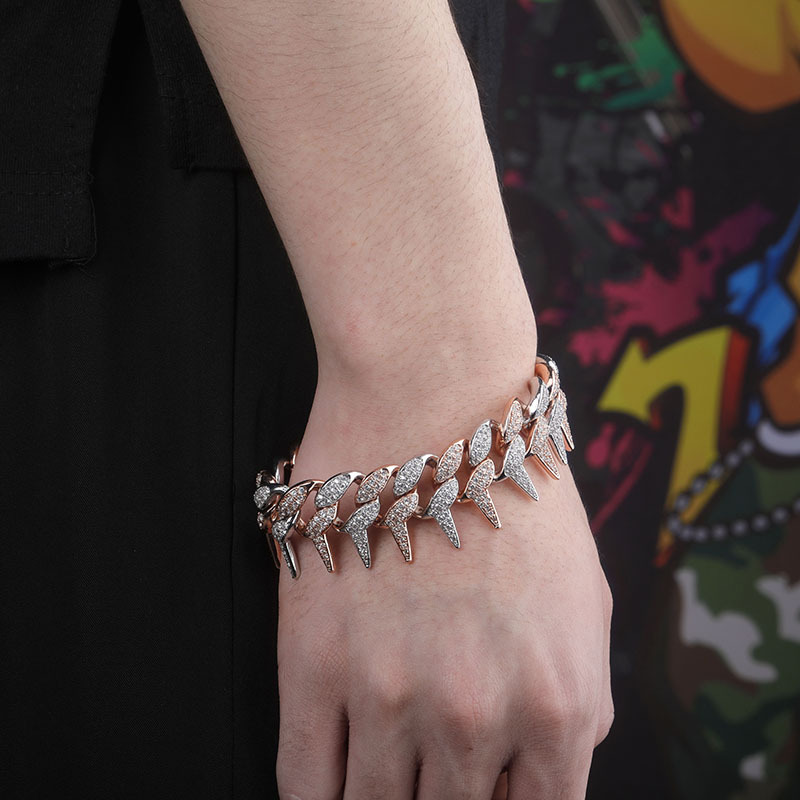 Solid Rivet Spike Thorns Cuban Miami Link Chain Bracelets Bangles for Men HIP Hop Jewelry Claw Setting AAA CZ Stone Rapper Punk Party Rock Grunge Jewe