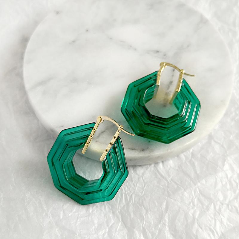 Hoop & Huggie Gold Color Metal Brass Hollow Out Octagon Acrylic Translucent Geometric Minimalist Earrings For Women Girls Fashion Jewelry
Hoop & Huggie Gold Color Metal Brass Hollow Out Octagon Acrylic Translucent Geometric Minimalist Earrings For Women Girls Fashion Jewelry