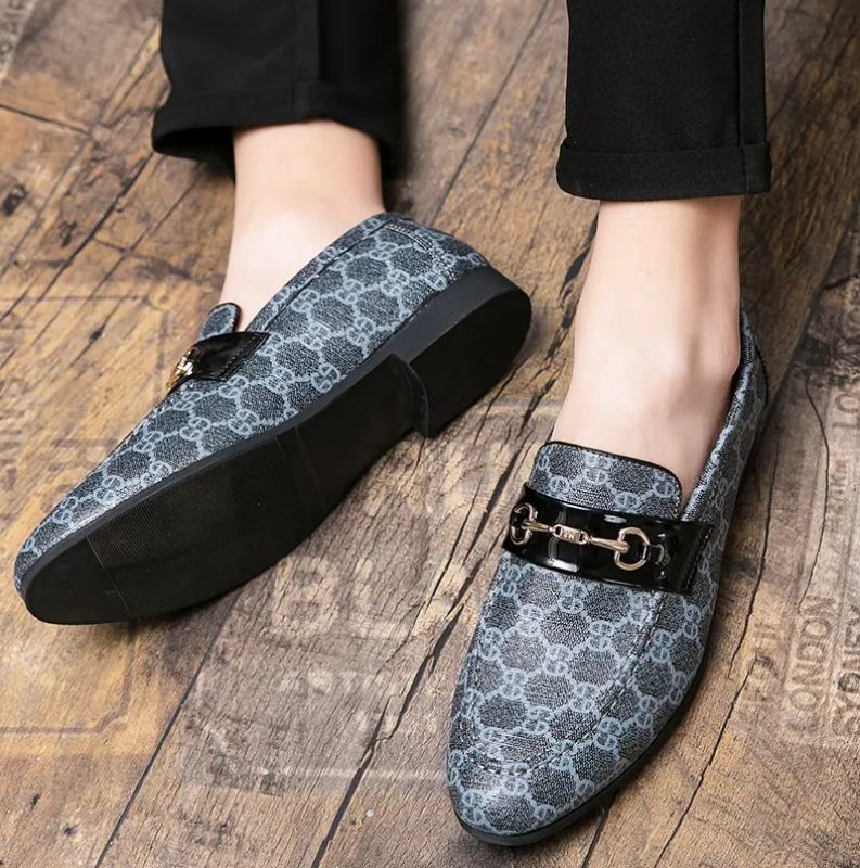 Fashion printed PU Leather Men business dress shoes comfortable one foot pedal Lefu horse rank buckle decorative hairdresser versatile, Black
Fashion printed PU Leather Men business dress shoes comfortable one foot pedal Lefu horse rank buckle decorative hairdresser versatile, Black