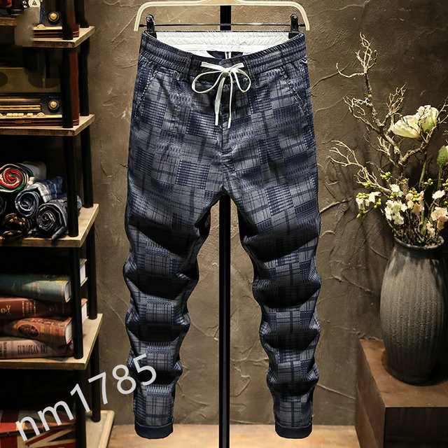 2021 men's thin fashion joker stretch nine pants loose, straight, slim, foot banding casual trousers m-4xl#05, Black
2021 men's thin fashion joker stretch nine pants loose, straight, slim, foot banding casual trousers m-4xl#05, Black