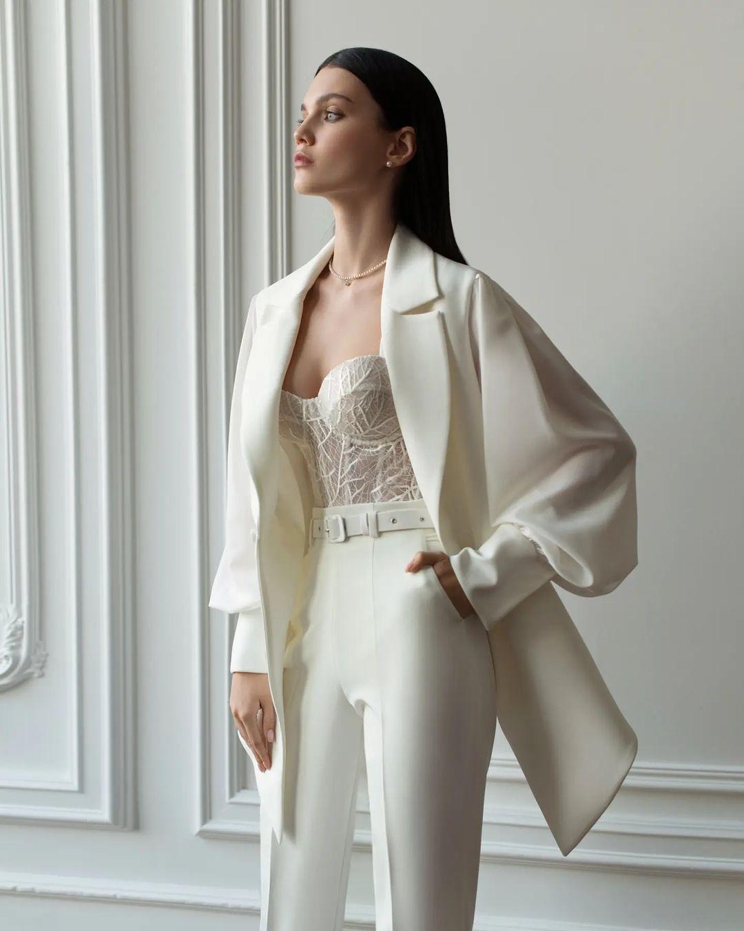 Two Pieces Prom Dress Jumpsuit with Long Sleeve Jacket Lace Sweetheart Vestidos de fiesta blanco únicos Evening Gown Pant Suit