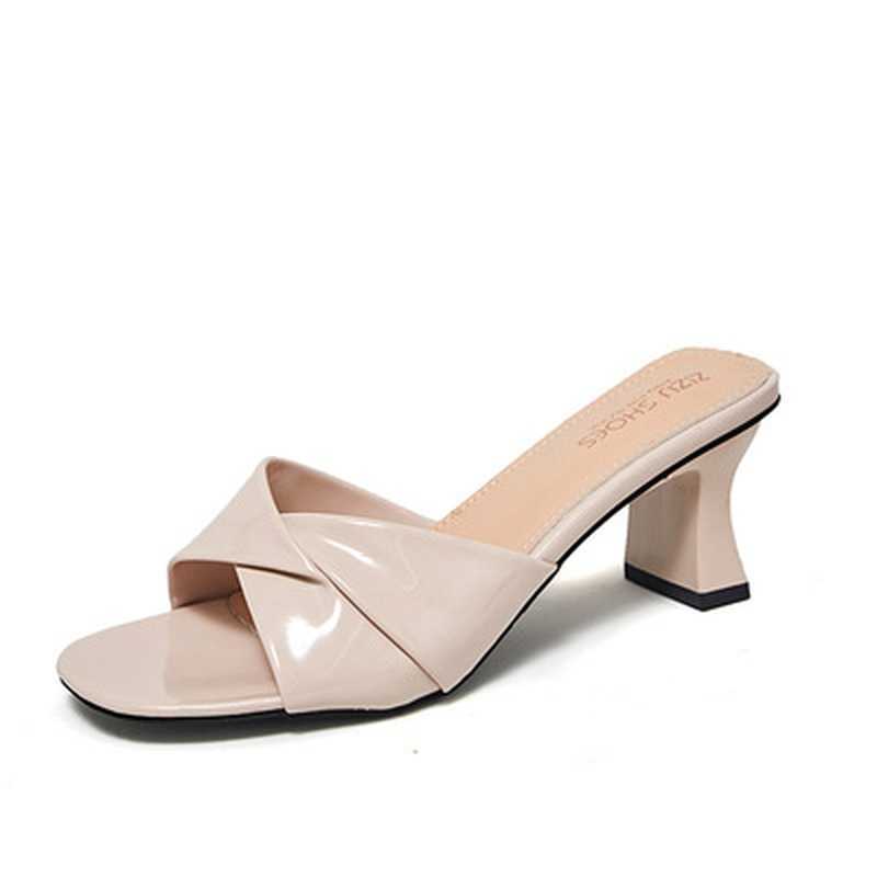 Women Slippers 2021 Summer Mules Fashion Elegant High Heels Shoes PU Leather Designer Slides Black White Y0721
Women Slippers 2021 Summer Mules Fashion Elegant High Heels Shoes PU Leather Designer Slides Black White Y0721