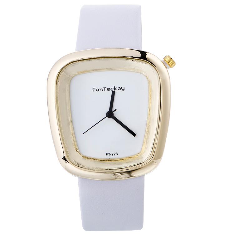 Wristwatches Square Shell 85 Women Watch Exquisite Quartz Ladies Watches Montre Femme Waterproof Leather Female Clock
Wristwatches Square Shell 85 Women Watch Exquisite Quartz Ladies Watches Montre Femme Waterproof Leather Female Clock
