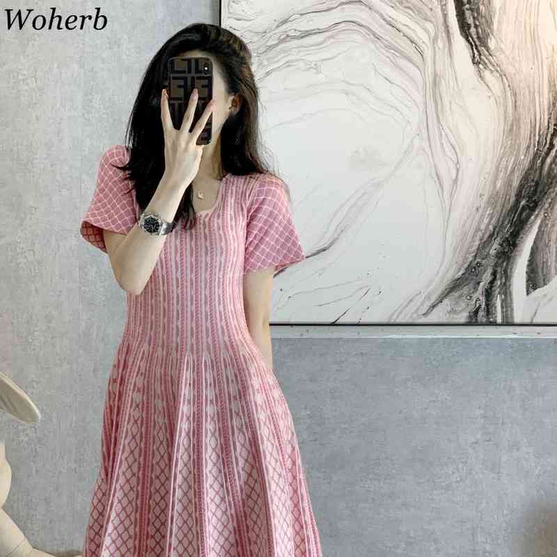 V Neck Pink Dress Women Korean Chic Ladies Knitted Robe Summer Plaid A-line Pleated Elegant Vestidos Fashion 210519