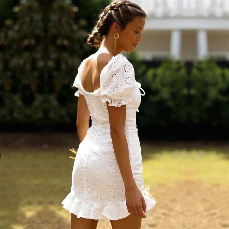 Bikini Cover-ups Vintage Hollow Out Summer Beach Dress White Cotton Tunic Women Plus Size Beachwear Swim Suit Cover Up A780 210420