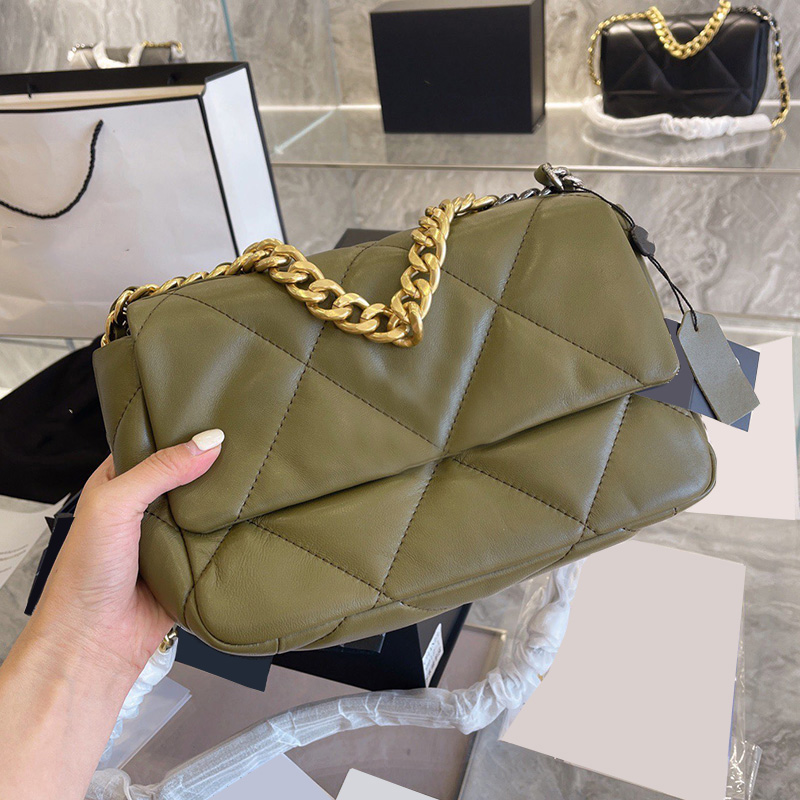 19 Series Classic Flap Bags Lambskin Genuine Leather Quilted Chain Totes Crossbody Shoulder Purse Grey/Black/Brown/Green 4 Colors Choose GHW F/W Handbags 26CM, Box
19 Series Classic Flap Bags Lambskin Genuine Leather Quilted Chain Totes Crossbody Shoulder Purse Grey/Black/Brown/Green 4 Colors Choose GHW F/W Handbags 26CM, Box