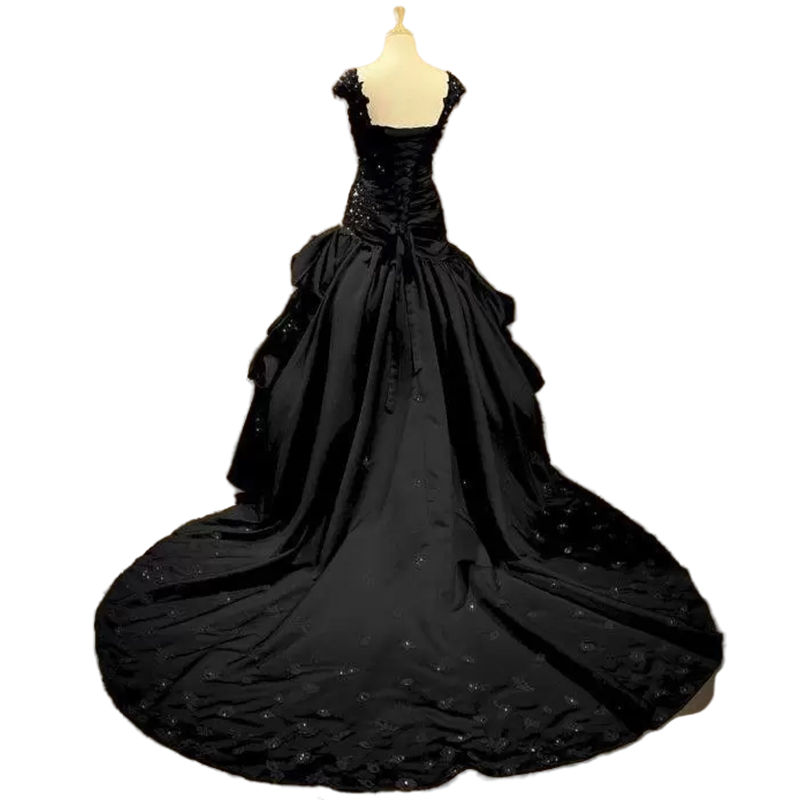 Vintage Black Wedding Dresses Long Train Bridal Gowns 2022 Gothic robe de mariee Spaghetti Straps Lace Appliques Beaded Country Bride Dress Vestidos D