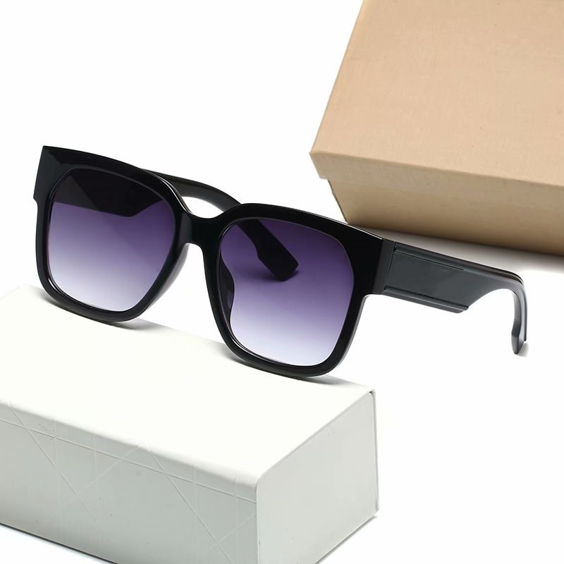 Designer Square Sunglasses Men Women 6062 Vintage Shades Driving Polarized Sunglass Male Sun Glasses Fashion Metal Plank Sunglass Eyewear
Designer Square Sunglasses Men Women 6062 Vintage Shades Driving Polarized Sunglass Male Sun Glasses Fashion Metal Plank Sunglass Eyewear