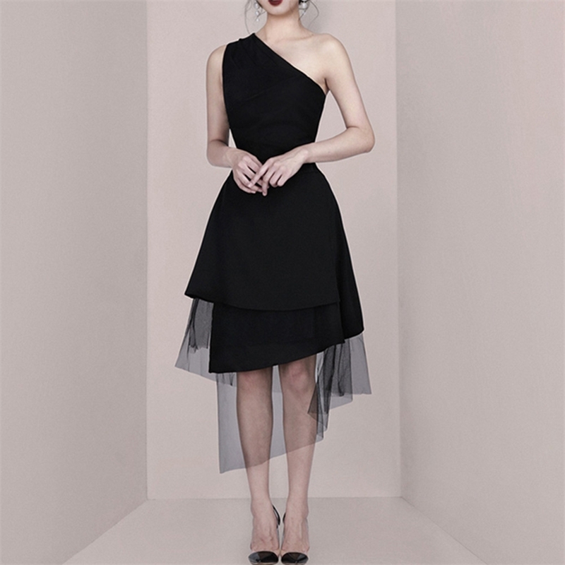 Sleeveless Asymmetrical Women Party Dress Sexy One Shoulder High Waist Ruffles Midi Dresses Female Fashion Summer 210520, Photo color
Sleeveless Asymmetrical Women Party Dress Sexy One Shoulder High Waist Ruffles Midi Dresses Female Fashion Summer 210520, Photo color
