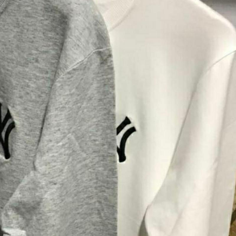 Men's Hoodies & Sweatshirts Spring And Autumn Embroidered Sweater Women's Same Round Neck Long Sleeve, Black
Men's Hoodies & Sweatshirts Spring And Autumn Embroidered Sweater Women's Same Round Neck Long Sleeve, Black