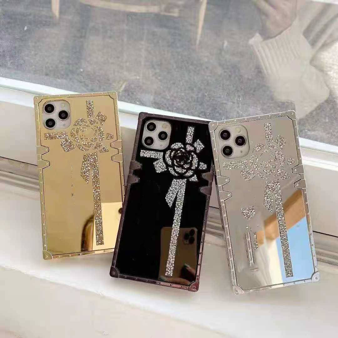 c brand designer trunk phone cases for iphone 12 promax 12pro 11 xs max xr x 8 plus come wit box
c brand designer trunk phone cases for iphone 12 promax 12pro 11 xs max xr x 8 plus come wit box