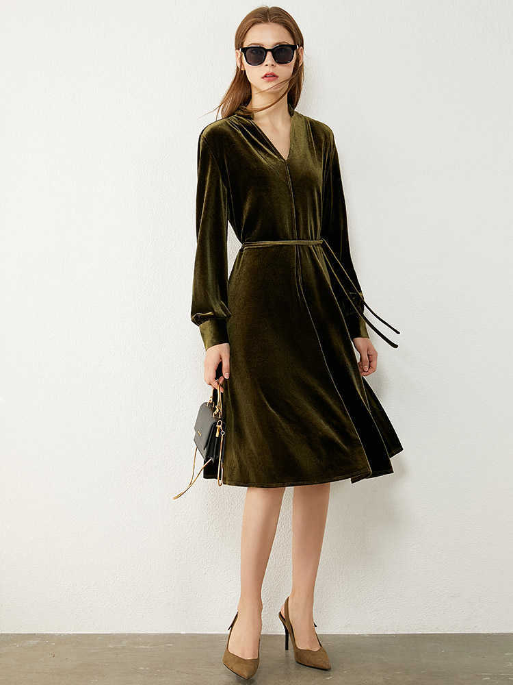 Minimalism Autumn Winter Velvet Dresses For Women Vintage Vneck High Waist Knee-length Female 12040916 210527
