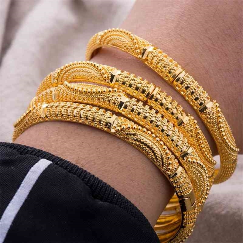 24K Dubai Bangels Gold Color Bracelets For women wife Girls African France wedding Party New pattern jewelry bridal gifts 210408, Black
24K Dubai Bangels Gold Color Bracelets For women wife Girls African France wedding Party New pattern jewelry bridal gifts 210408, Black