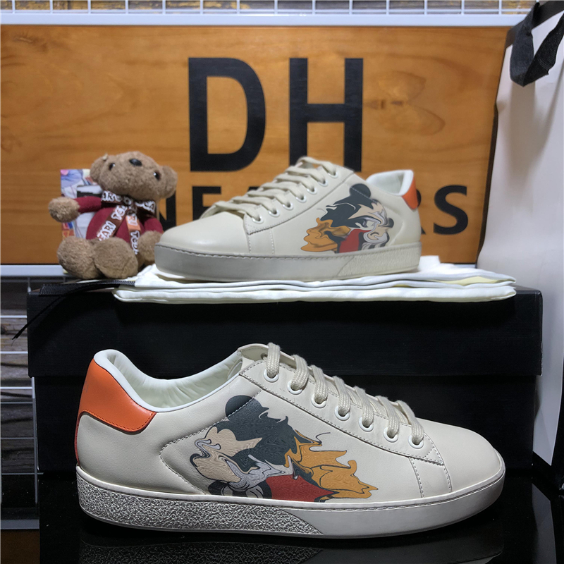 Top Quality Mens Womens Luxurys Designers Shoes Bee Snake Genuine Leather Sneaker Embroidery Classic Casual Trainers Python Embroidered Lover Sneakers With Box, Stlye 9
Top Quality Mens Womens Luxurys Designers Shoes Bee Snake Genuine Leather Sneaker Embroidery Classic Casual Trainers Python Embroidered Lover Sneakers With Box, Stlye 9