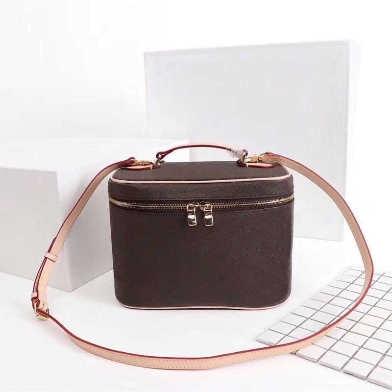 CLASSIC FLOWER M44495 classic Designer womens bag flower ladies composite leather clutch shoulder bags female purse
CLASSIC FLOWER M44495 classic Designer womens bag flower ladies composite leather clutch shoulder bags female purse