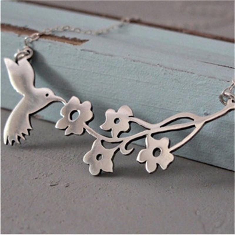 Pendant Necklaces Fashion Flying Bird Flower Necklace Beautiful Swallow Olive Branch For Women Animal Vintage Handmade Jewelry