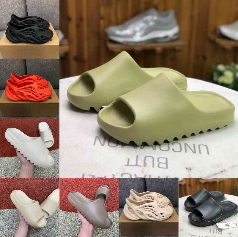 Wholesale New Kanyes Wests Slipper Men Women Slide Bone Earth Brown Desert Sand Slide Resin Fashion Shoes Sandals Foam Runner Trainers Size 36-45 D13, G205
Wholesale New Kanyes Wests Slipper Men Women Slide Bone Earth Brown Desert Sand Slide Resin Fashion Shoes Sandals Foam Runner Trainers Size 36-45 D13, G205