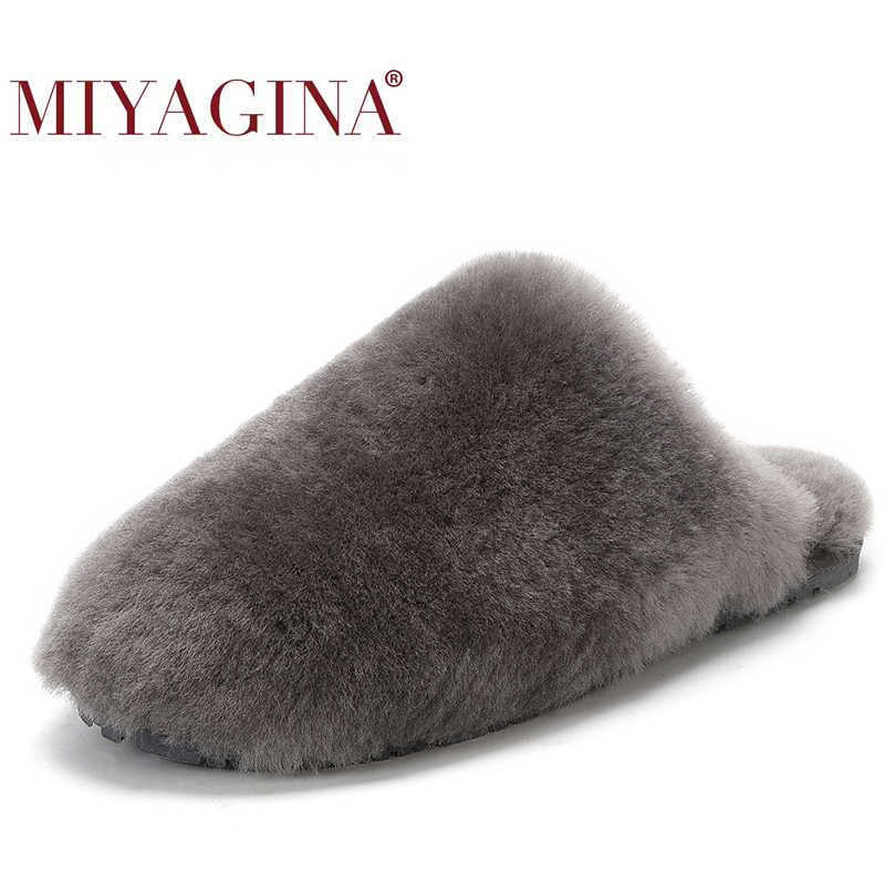 Top Brand Natural Sheepskin Fur Slippers Fashion Winter Women Indoor Slippers Warm Wool Home Slippers Lady Casual House Shoes G0915, Black
Top Brand Natural Sheepskin Fur Slippers Fashion Winter Women Indoor Slippers Warm Wool Home Slippers Lady Casual House Shoes G0915, Black