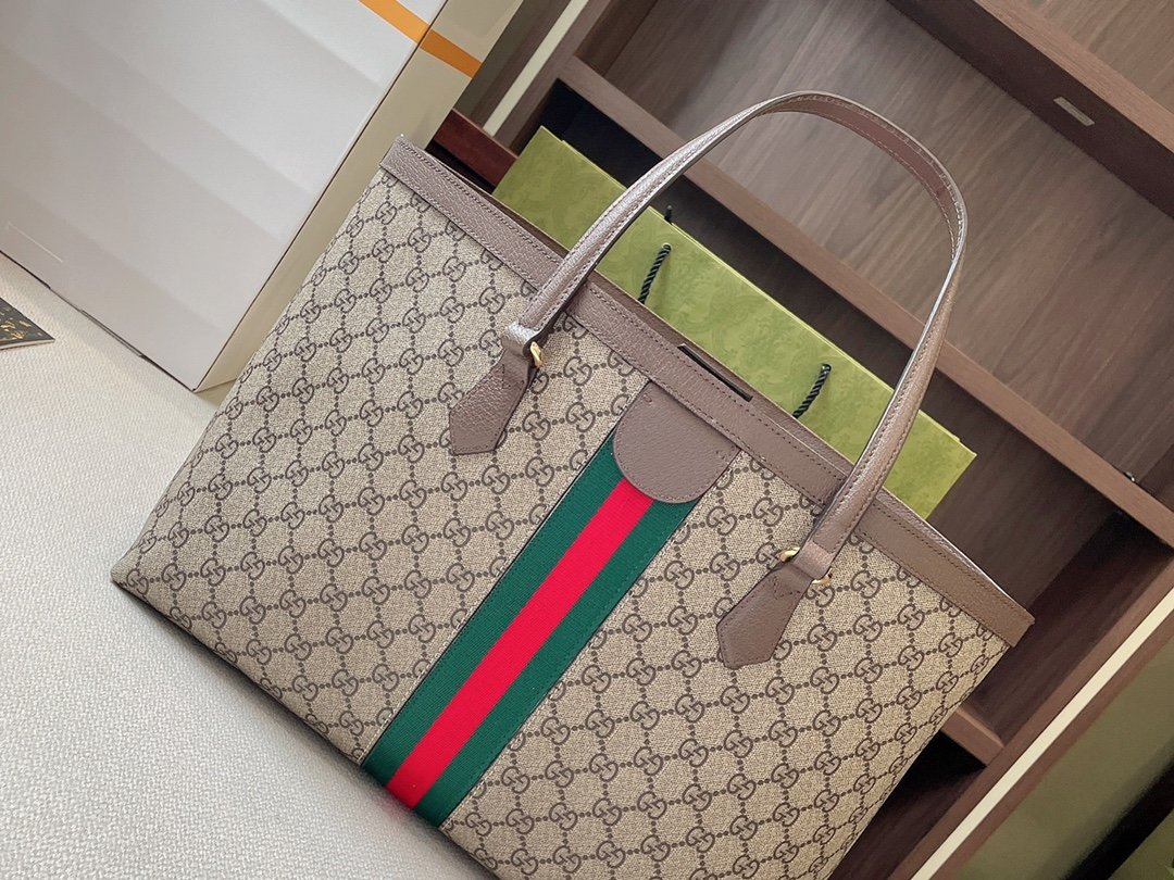 Guuci Luxury Designer top quality Shoulder Bag tote Genuine Leather Shopping nylon Ophidia Women's men Crossbody Bags handbags Wallet H
Guuci Luxury Designer top quality Shoulder Bag tote Genuine Leather Shopping nylon Ophidia Women's men Crossbody Bags handbags Wallet H