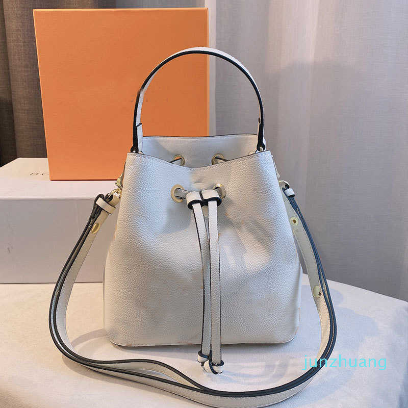 Designer- Women Fashion hangbag Designers Bags Purses Crossbody Bag Handbag Bucket Color Painting bags, Blue
Designer- Women Fashion hangbag Designers Bags Purses Crossbody Bag Handbag Bucket Color Painting bags, Blue