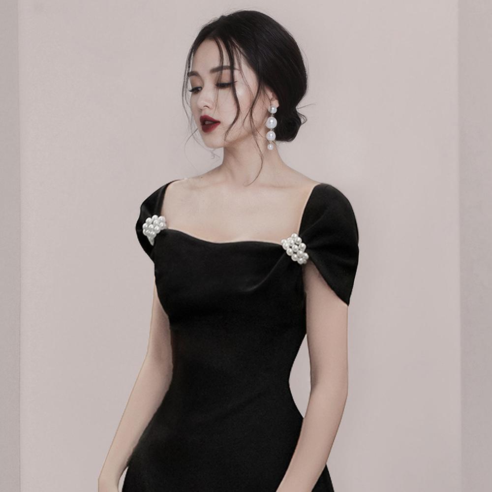 Runway Summer elegant Square collar Black Dress Fashion Women Beading Short sleeve Chic Female Slim Midi party Dress 210518