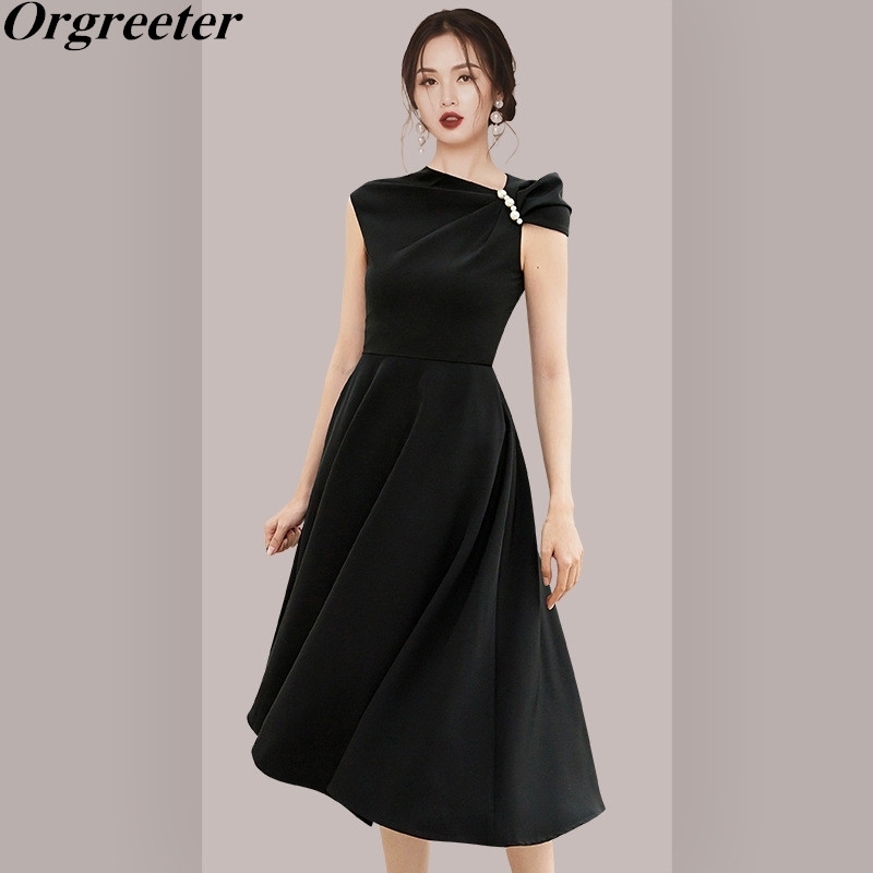 Spring Fall Black Dress Women High Quality Elegant Vestidos Twisted bow Pearl Beaded Slim A-line Big Swing 210525
Spring Fall Black Dress Women High Quality Elegant Vestidos Twisted bow Pearl Beaded Slim A-line Big Swing 210525