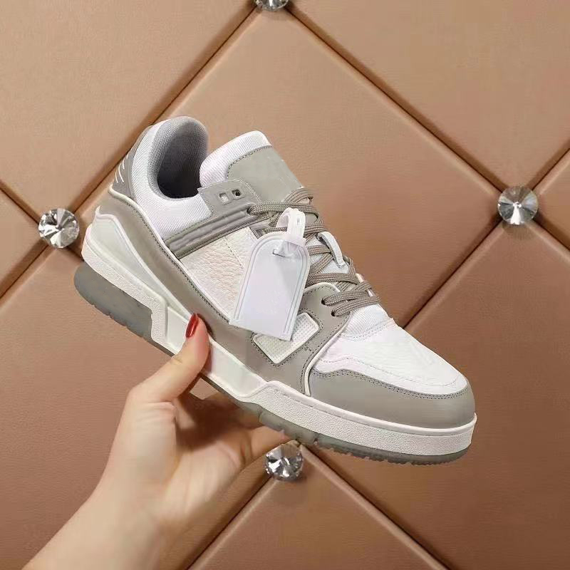 2021 Designer Men Trainer Sneaker Top Suede Calfskin Leather Shoes Printing Embossed Grained Rubber Runner Trainers Platform Lace-up Shoe 268, Color 17
2021 Designer Men Trainer Sneaker Top Suede Calfskin Leather Shoes Printing Embossed Grained Rubber Runner Trainers Platform Lace-up Shoe 268, Color 17